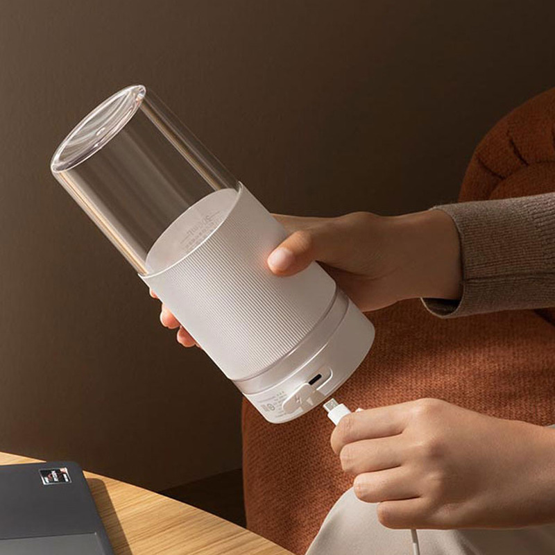 Фітнес-блендер Xiaomi MiJia Portable Juicer Cup 2 (MJZZB02PL) White  відгуки