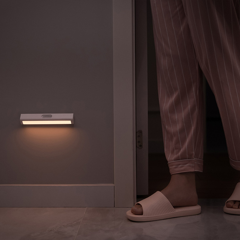 Ночник с датчиком движения Xiaomi Aqara Sensor NightLight (GYXYD11LM)  в Украине